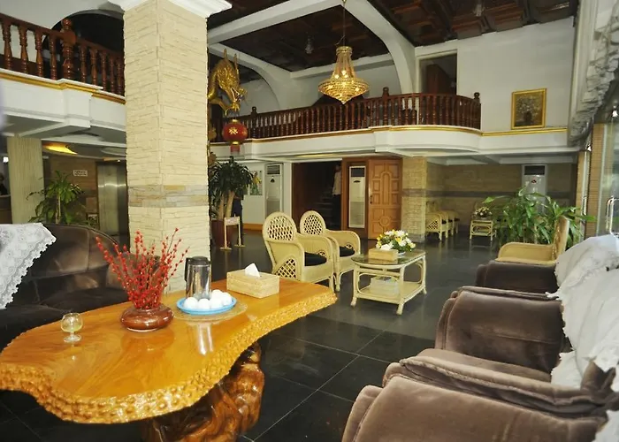 Silver Swan Hotel